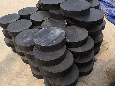 湟中区板式橡胶支座由若干层橡胶片与薄钢板经加压硫化